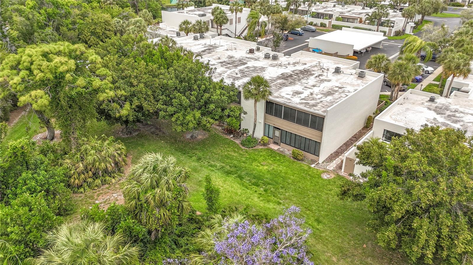 Image 38 of 42 For 434 Palm Tree Drive 434