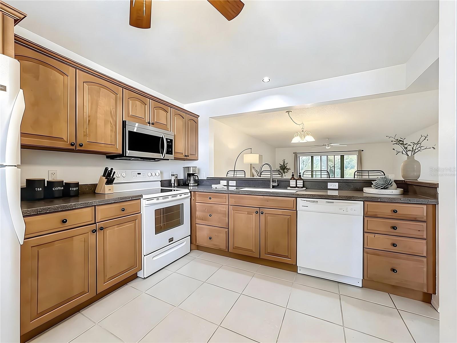 Image 8 of 42 For 434 Palm Tree Drive 434