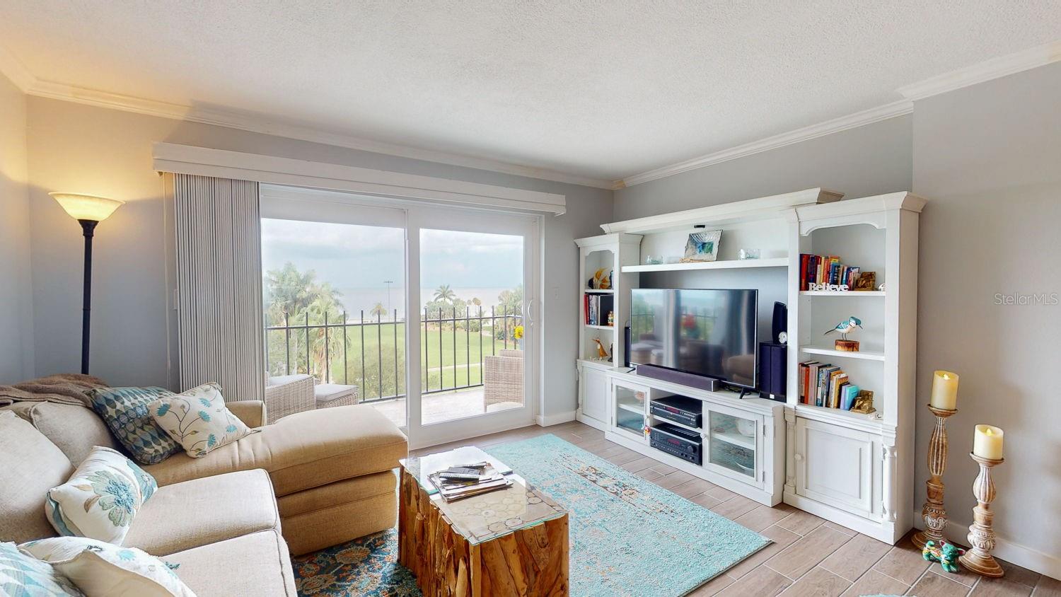 Image 22 of 75 For 1120 Shore Drive Ne 501