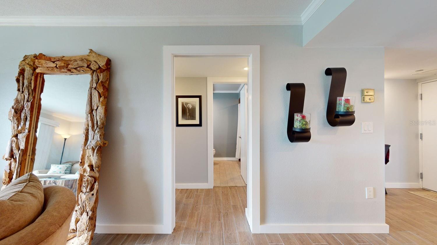 Image 38 of 75 For 1120 Shore Drive Ne 501