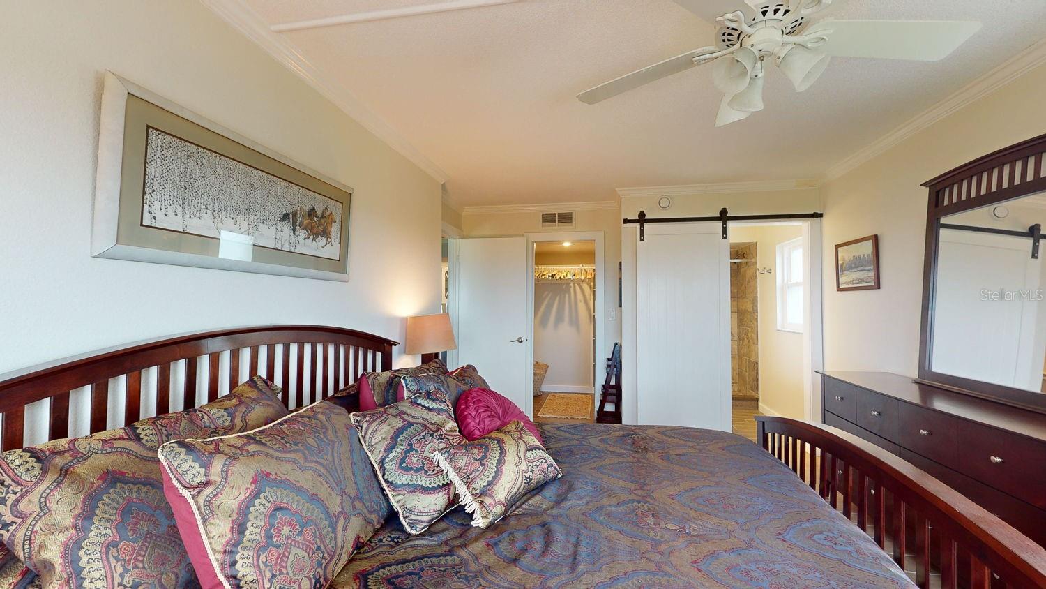 Image 53 of 75 For 1120 Shore Drive Ne 501