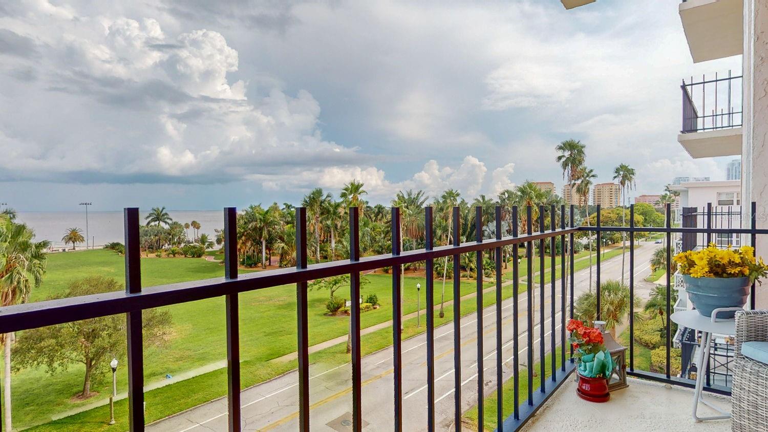 Image 74 of 75 For 1120 Shore Drive Ne 501