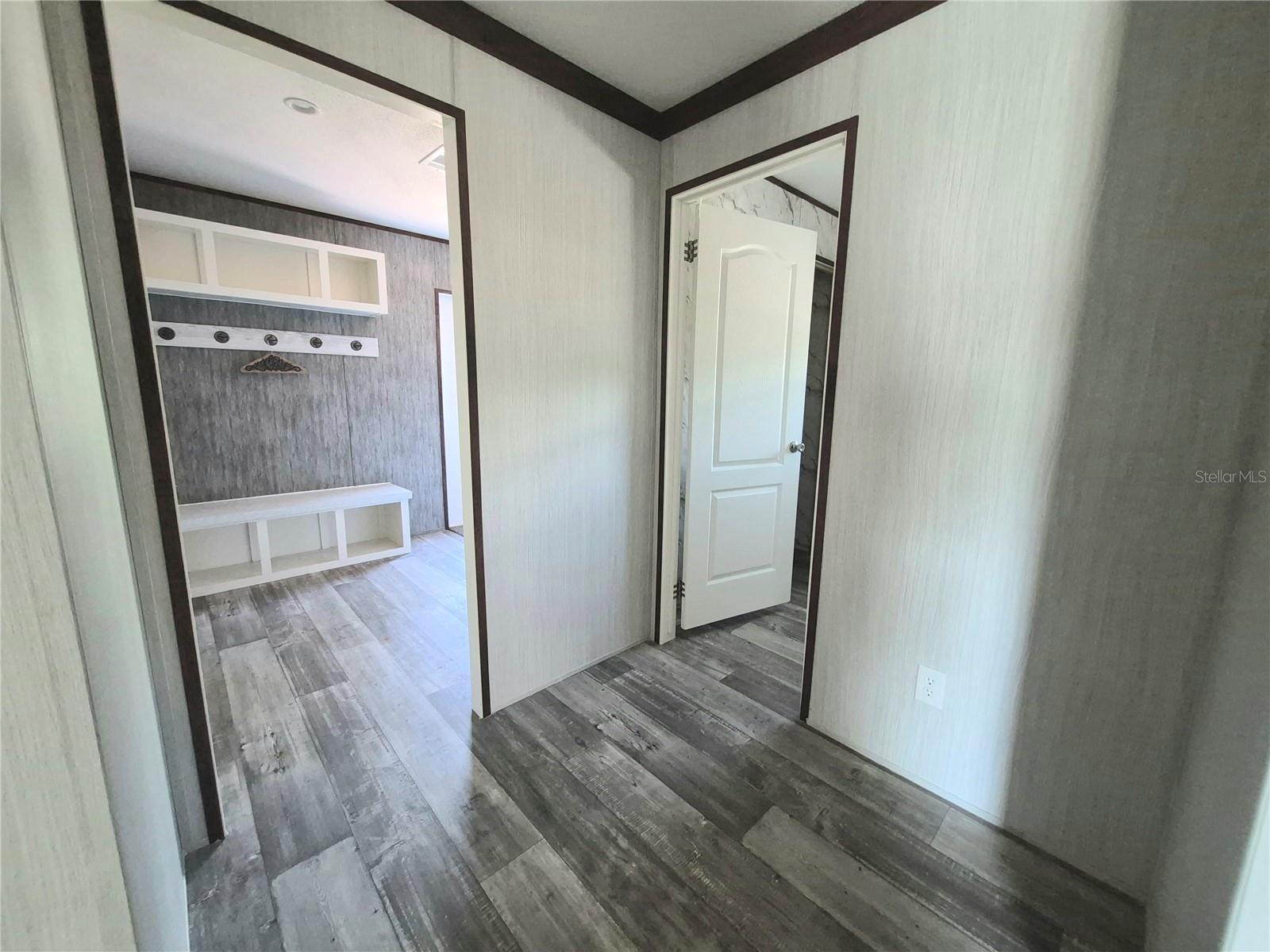 Image 11 of 36 For 8128 Weeping Willow Street