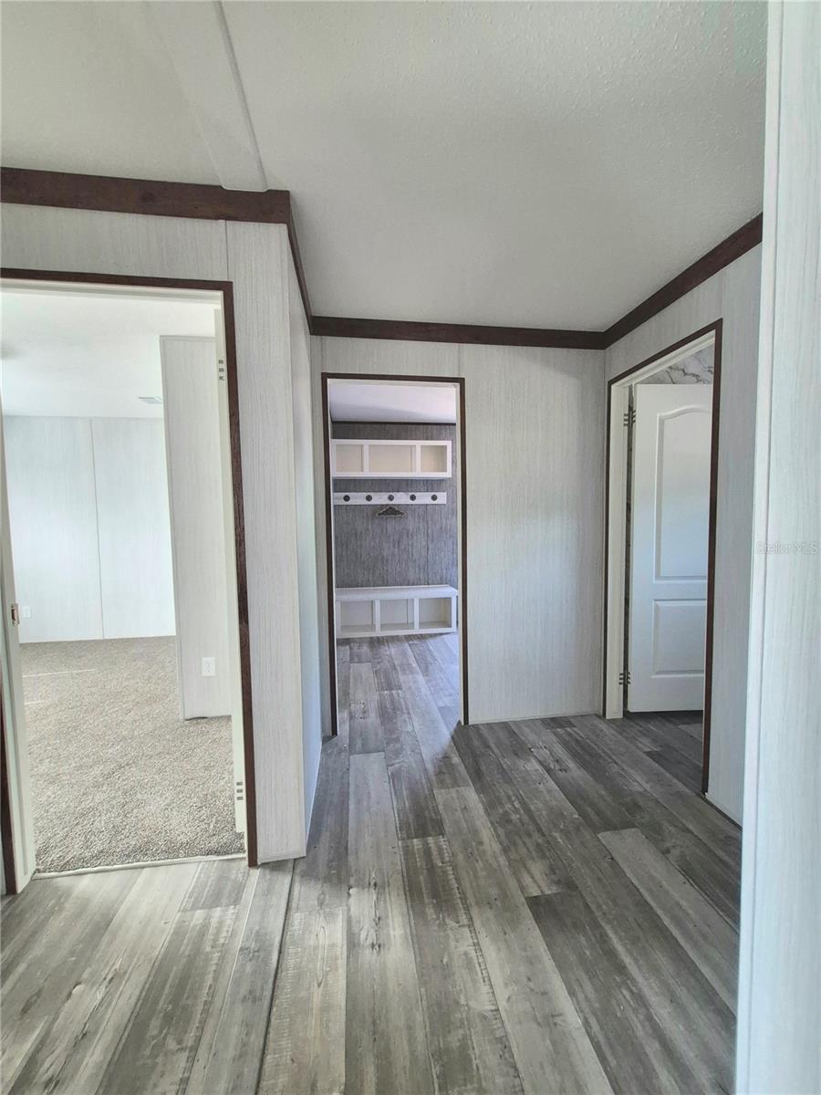 Image 14 of 36 For 8128 Weeping Willow Street