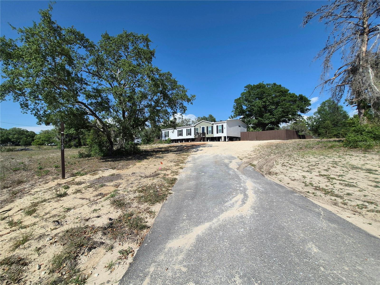 Image 34 of 36 For 8128 Weeping Willow Street