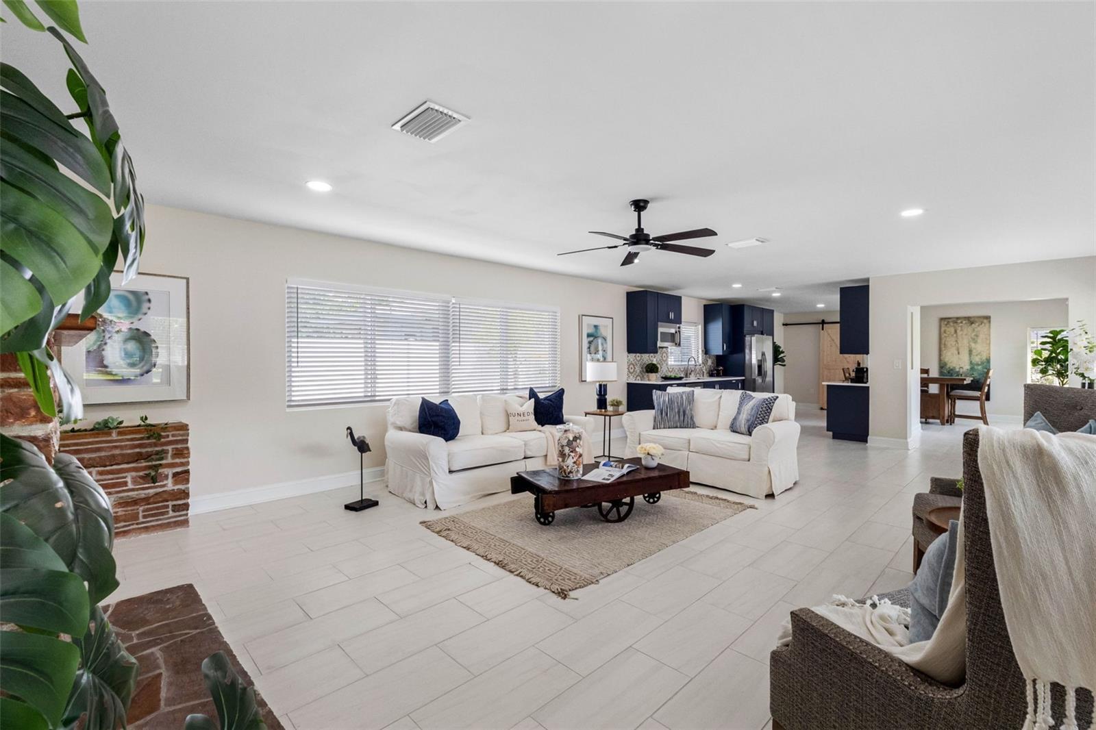 Image 10 of 51 For 1794 Santa Barbara Drive