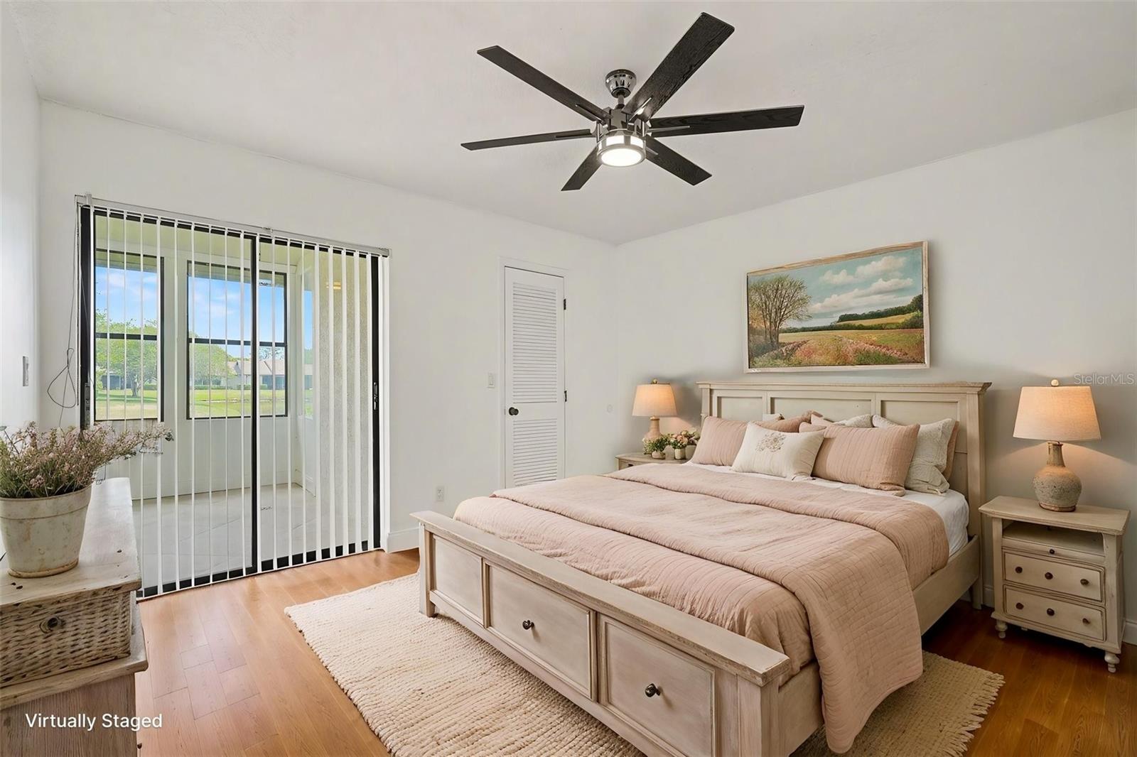 Image 28 of 44 For 10 Lesley Lane