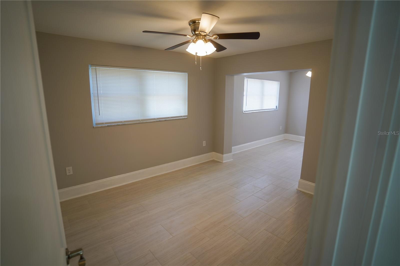 Image 11 of 33 For 610 74th Avenue N
