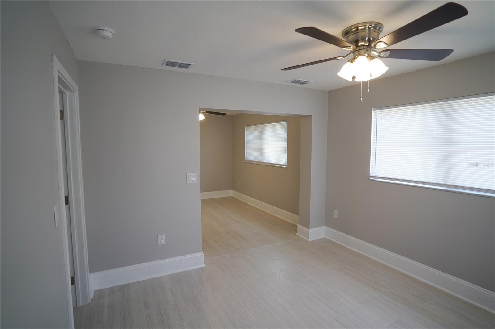 Image 18 of 33 For 610 74th Avenue N