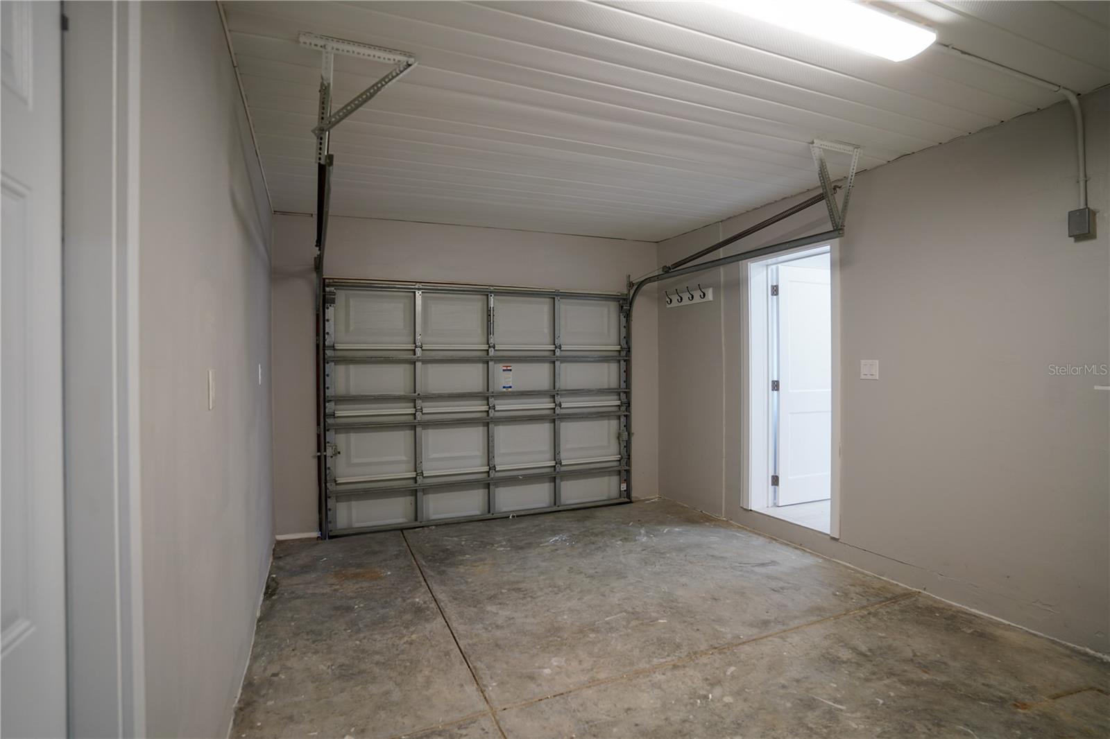 Image 21 of 33 For 610 74th Avenue N