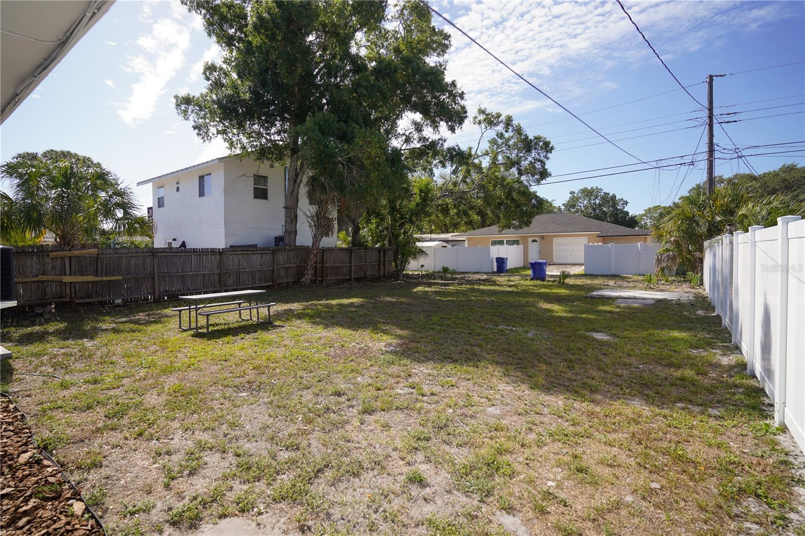 Image 26 of 33 For 610 74th Avenue N