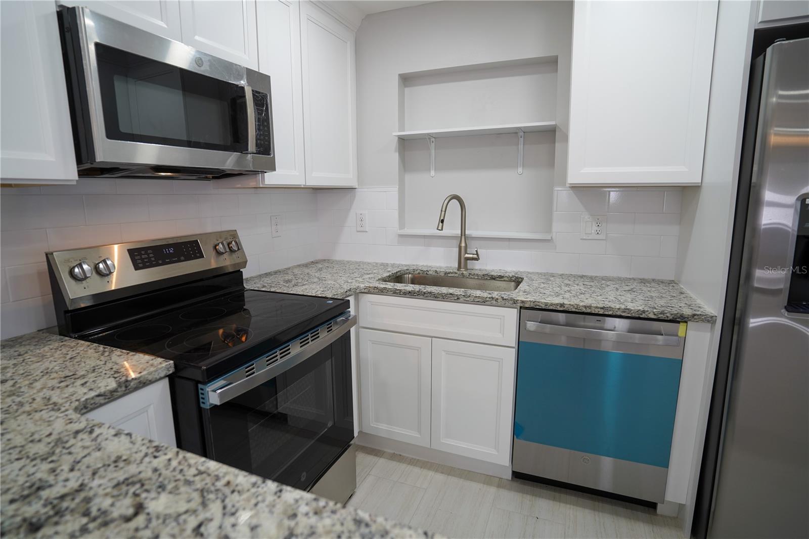 Image 5 of 33 For 610 74th Avenue N
