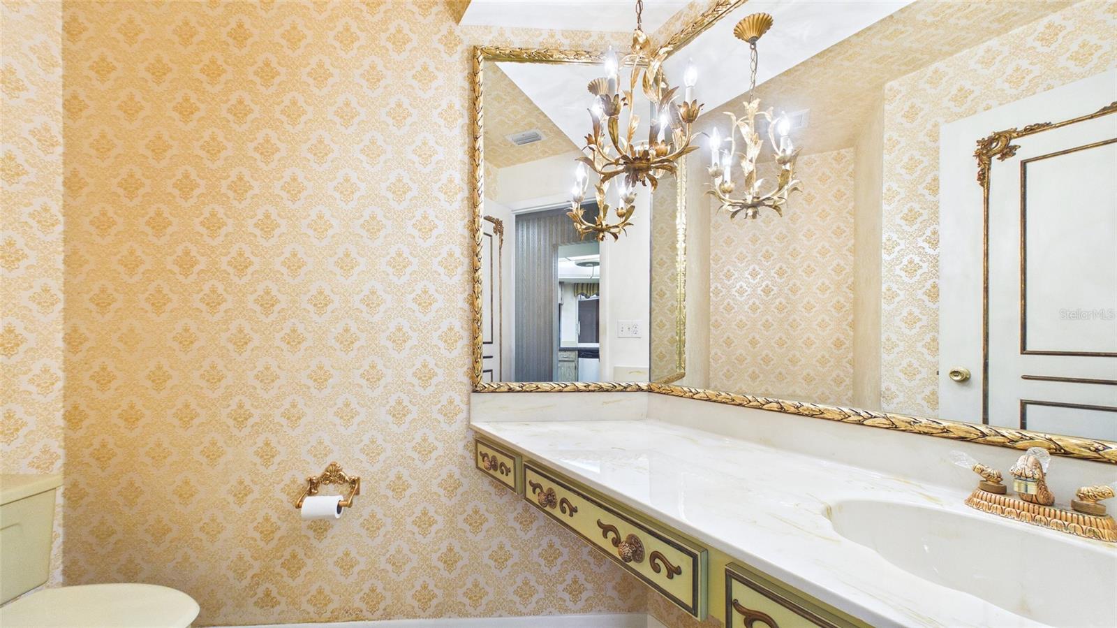 Image 20 of 74 For 1116 Riverhills Drive