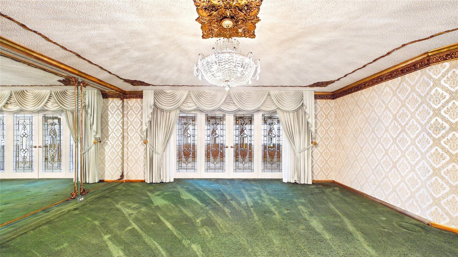 Image 6 of 74 For 1116 Riverhills Drive