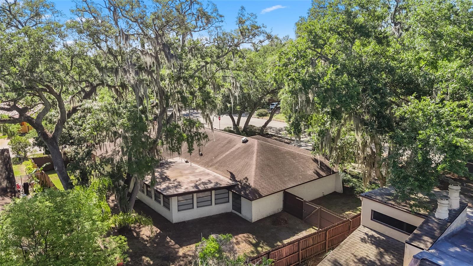 Image 70 of 74 For 1116 Riverhills Drive