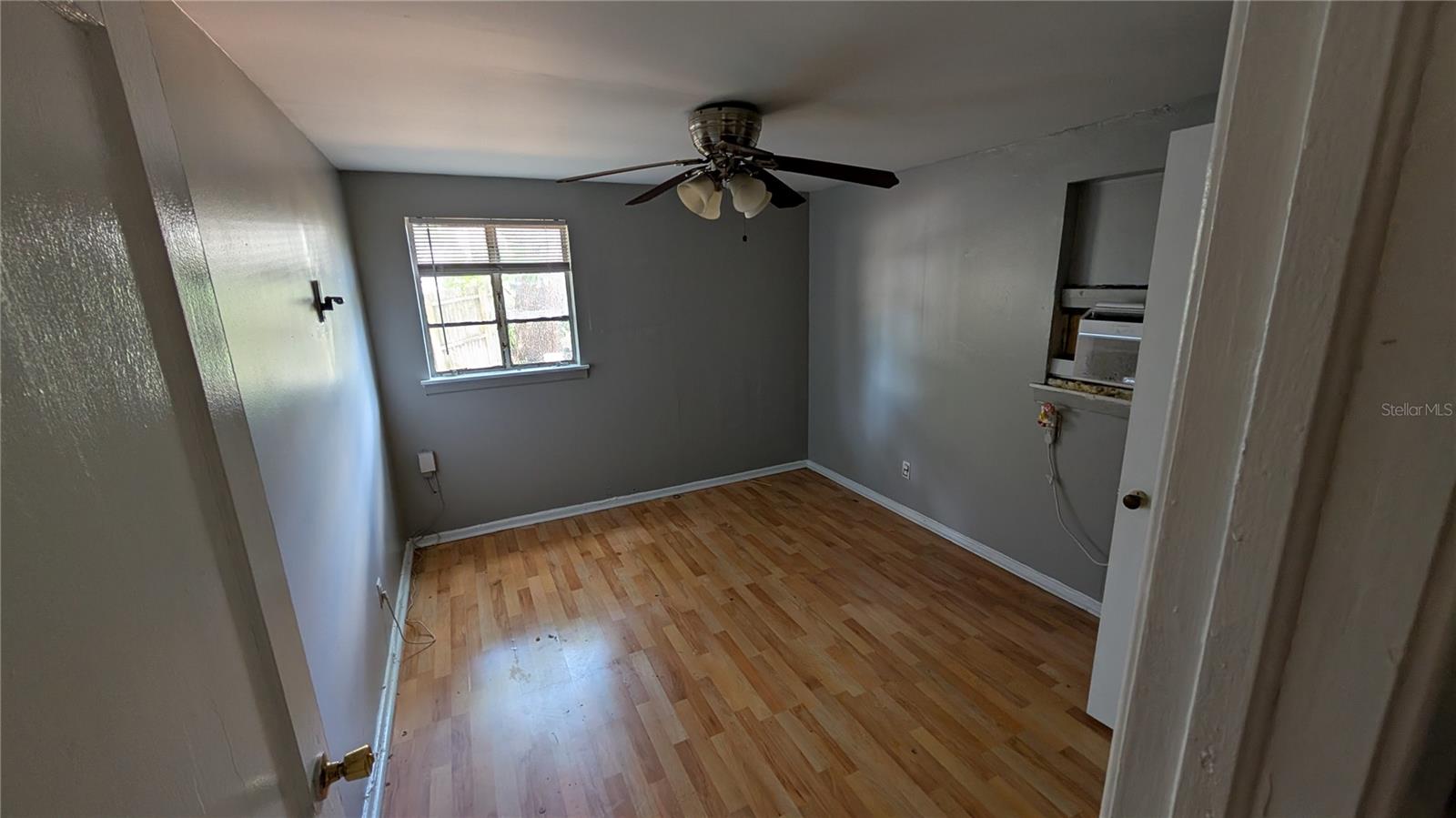 Image 12 of 68 For 2801 Cleveland Street