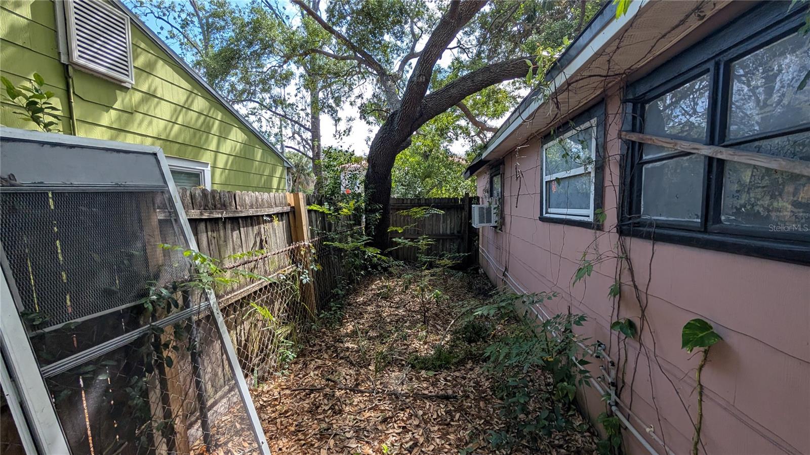 Image 62 of 68 For 2801 Cleveland Street