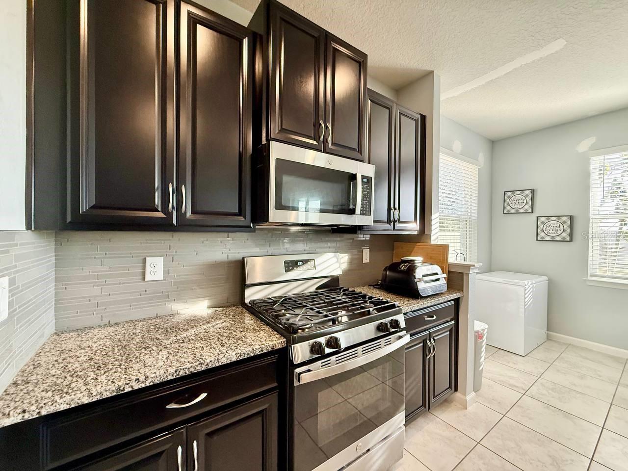 Image 18 of 79 For 12258 Blue Pacific Drive