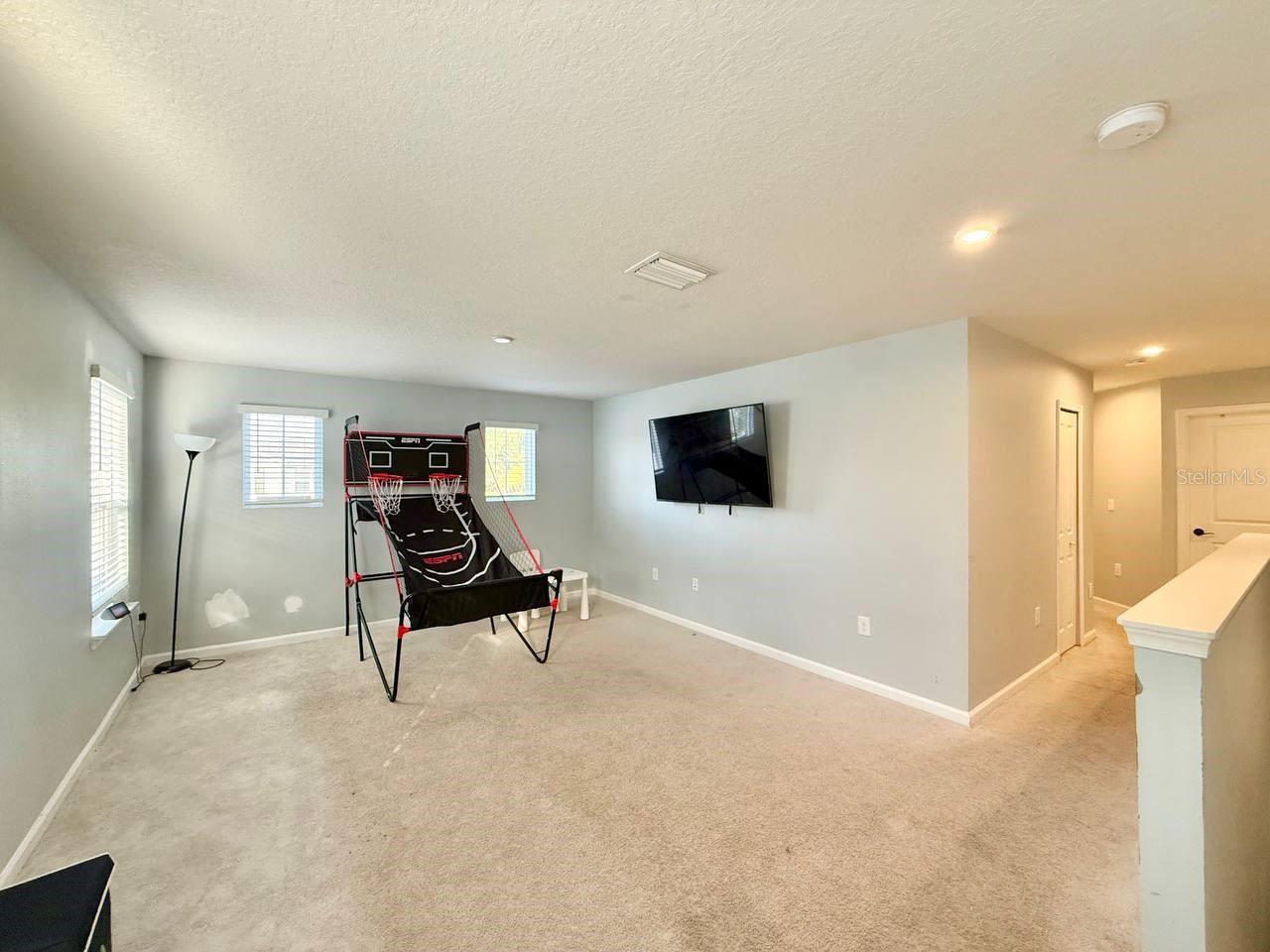 Image 35 of 79 For 12258 Blue Pacific Drive