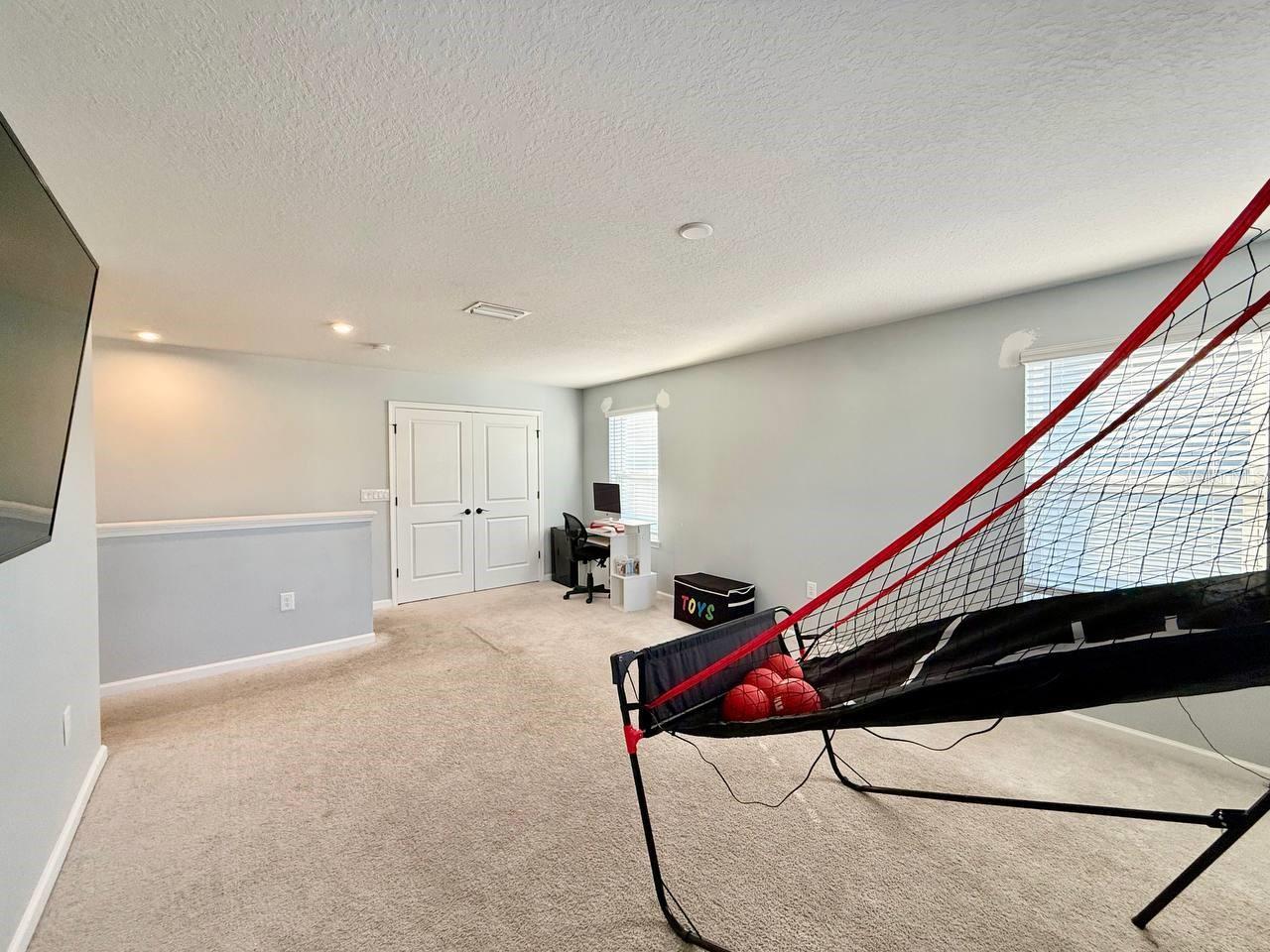 Image 38 of 79 For 12258 Blue Pacific Drive