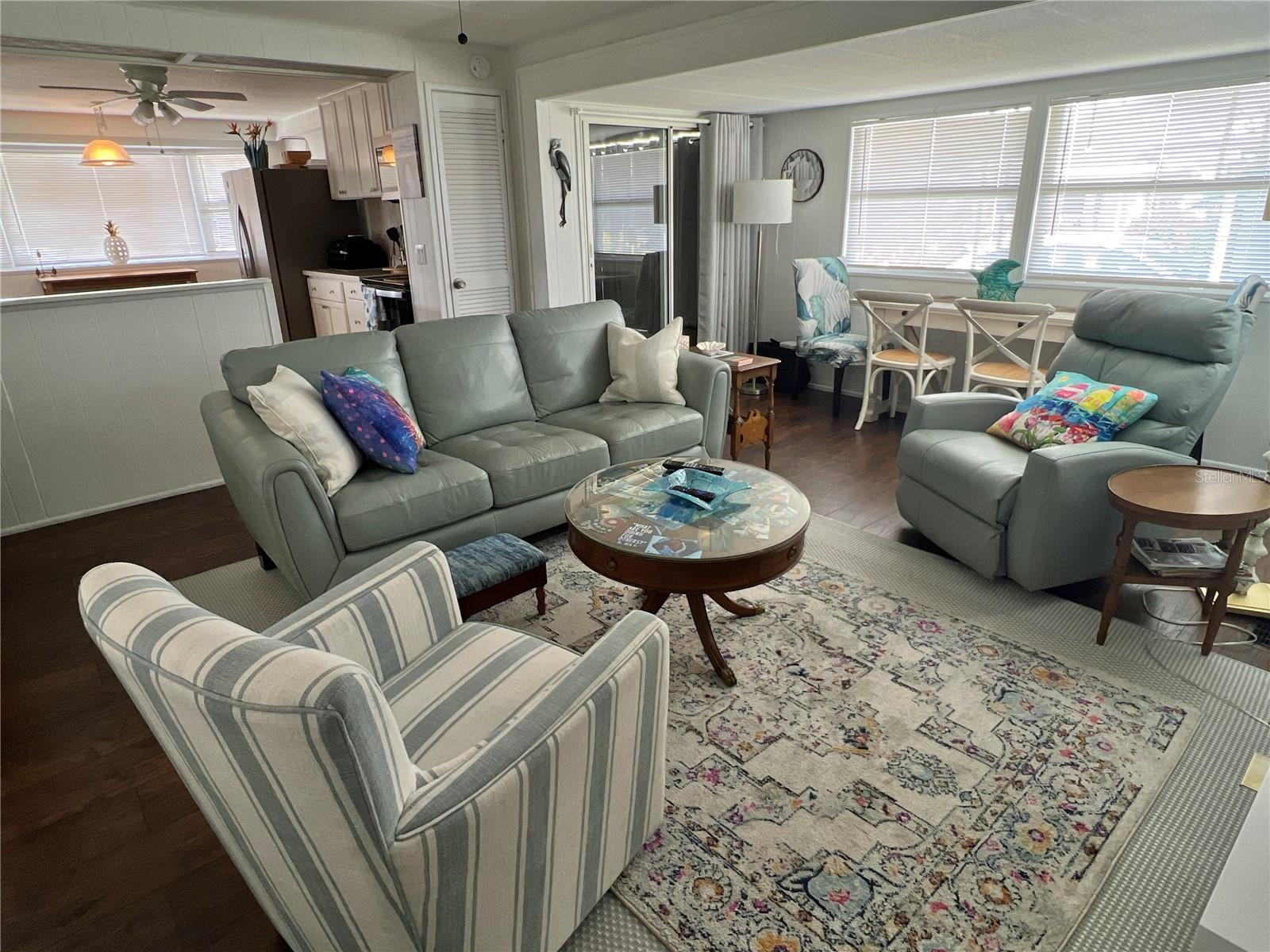Image 8 of 23 For 614 Mount Key Avenue Ne 631