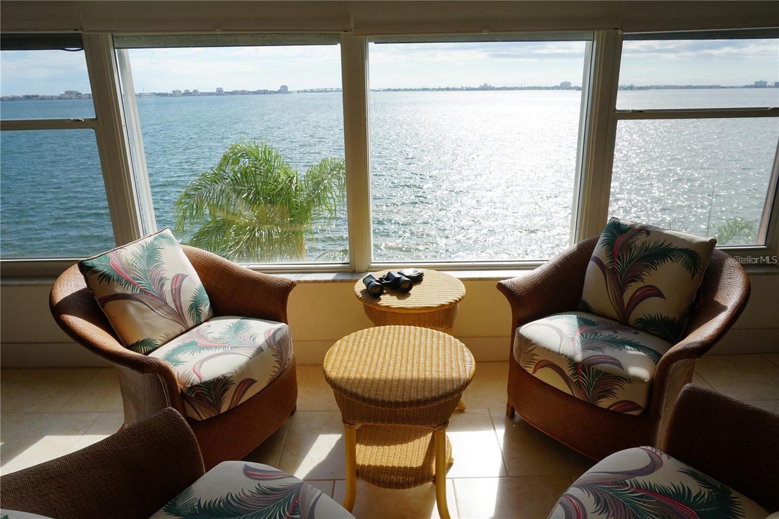 Image 3 of 38 For 5900 Shore Boulevard S 402