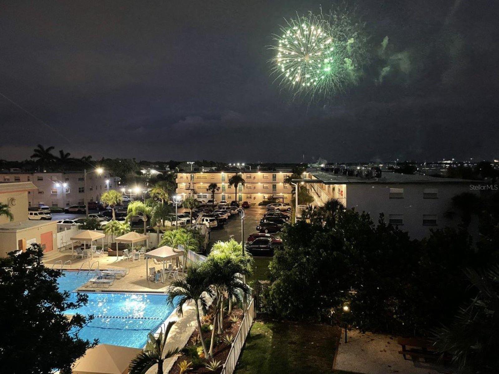 Image 34 of 38 For 5900 Shore Boulevard S 402