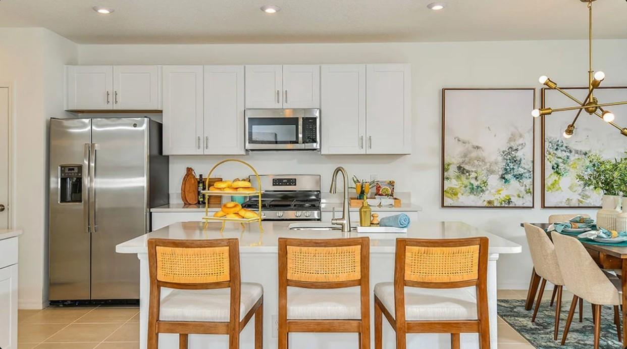 Image 16 of 19 For 13819 Shellmore Avenue