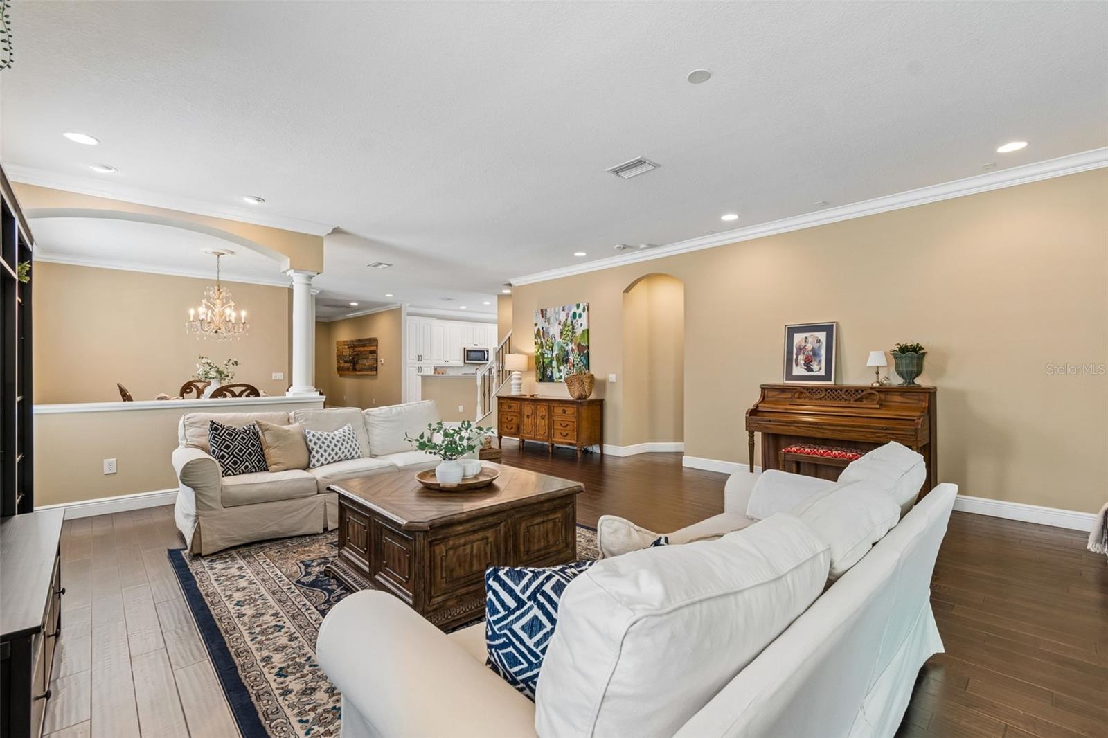 Image 14 of 49 For 4910 Sky Blue Drive