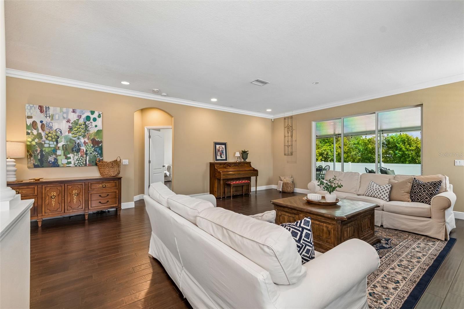 Image 16 of 49 For 4910 Sky Blue Drive