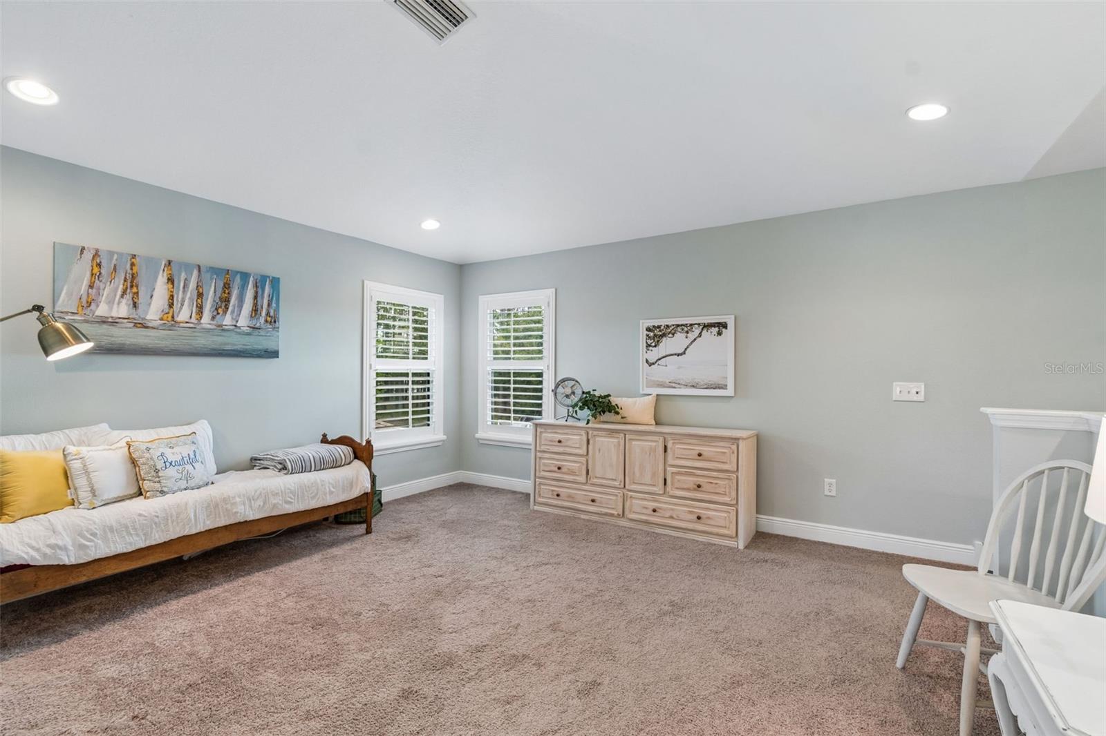 Image 30 of 49 For 4910 Sky Blue Drive