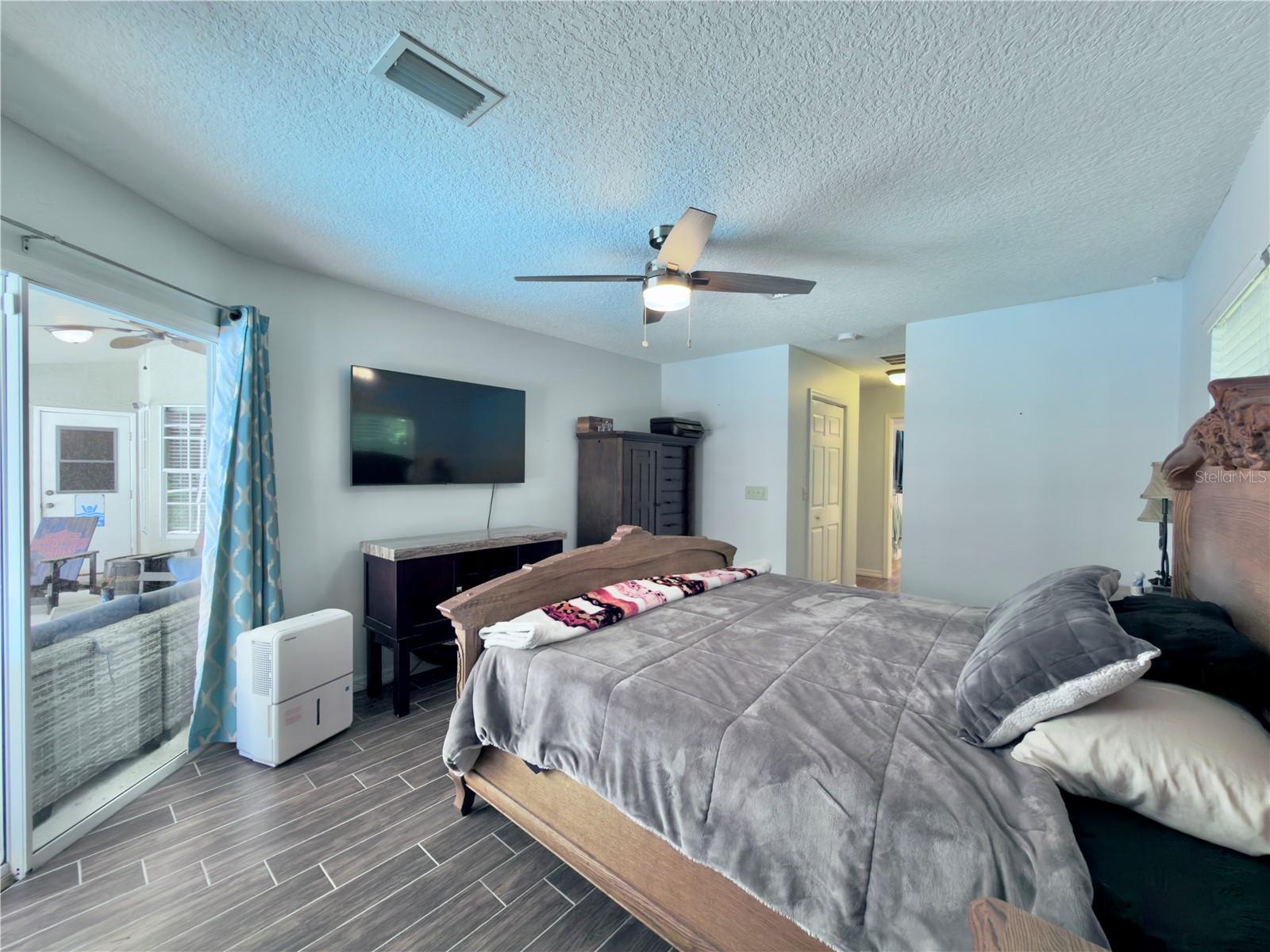 Image 35 of 57 For 5215 Cedar Lane