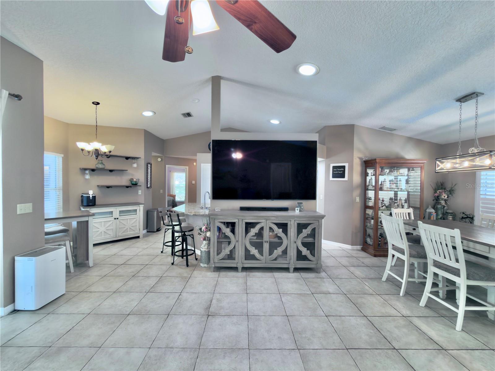 Image 8 of 57 For 5215 Cedar Lane