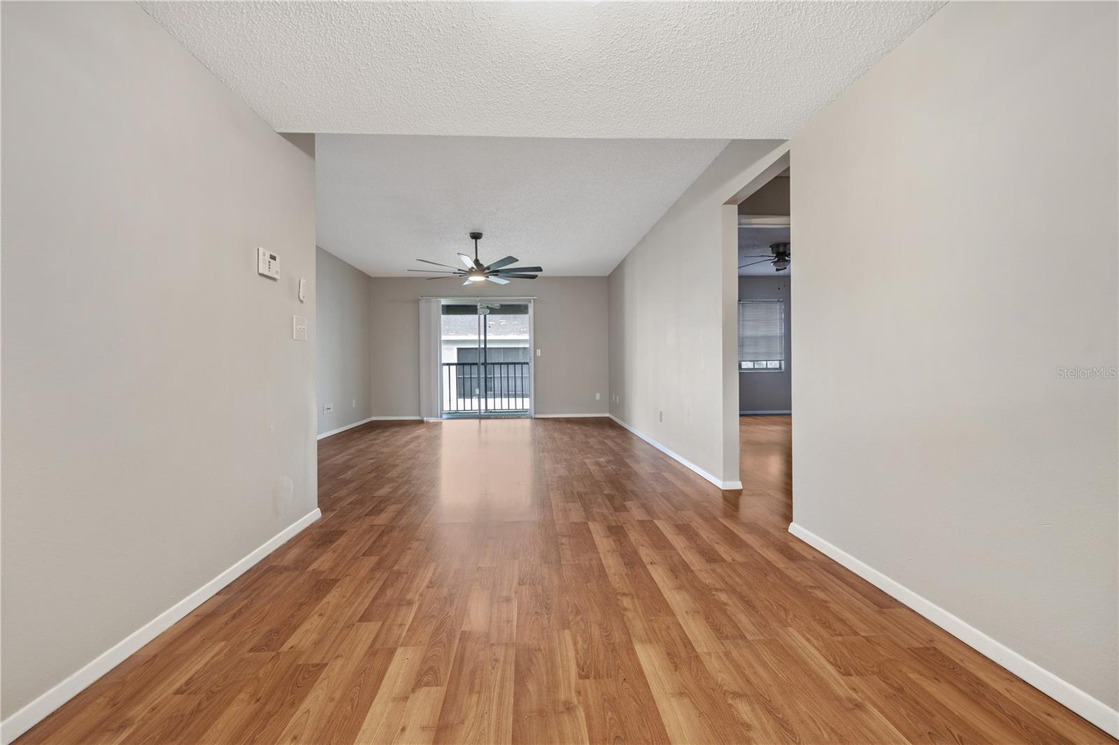 Image 4 of 15 For 14468 Reuter Strasse Circle 508