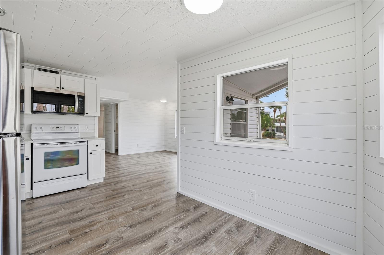Image 14 of 65 For 4851 Gandy Boulevard B7l17