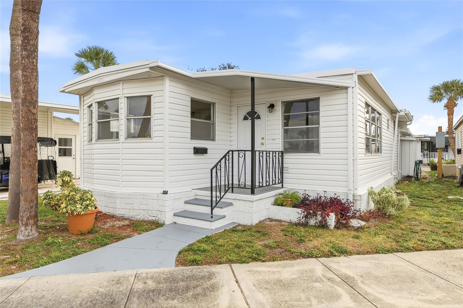 Image 2 of 65 For 4851 Gandy Boulevard B7l17