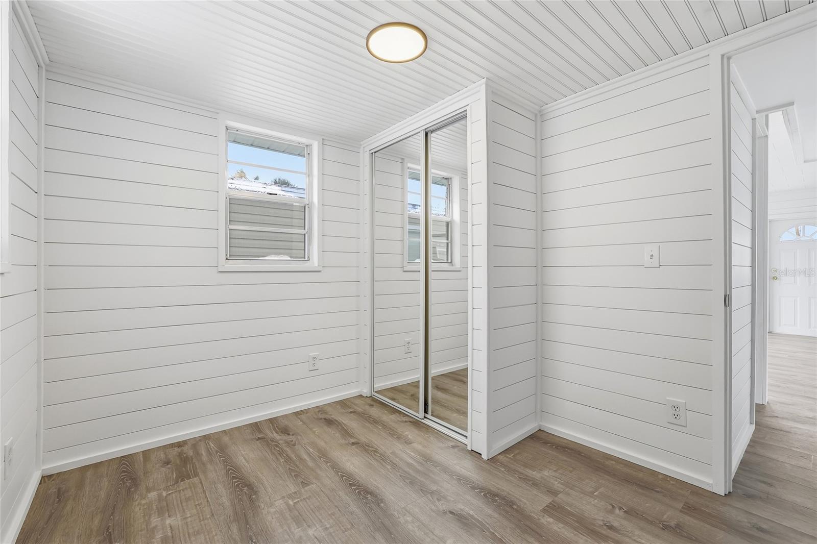 Image 22 of 65 For 4851 Gandy Boulevard B7l17