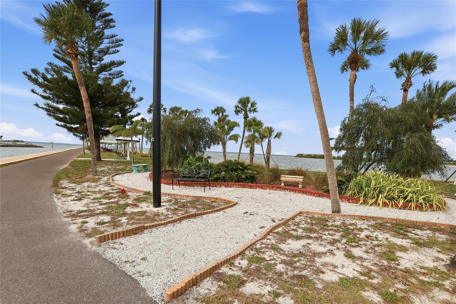 Image 41 of 65 For 4851 Gandy Boulevard B7l17