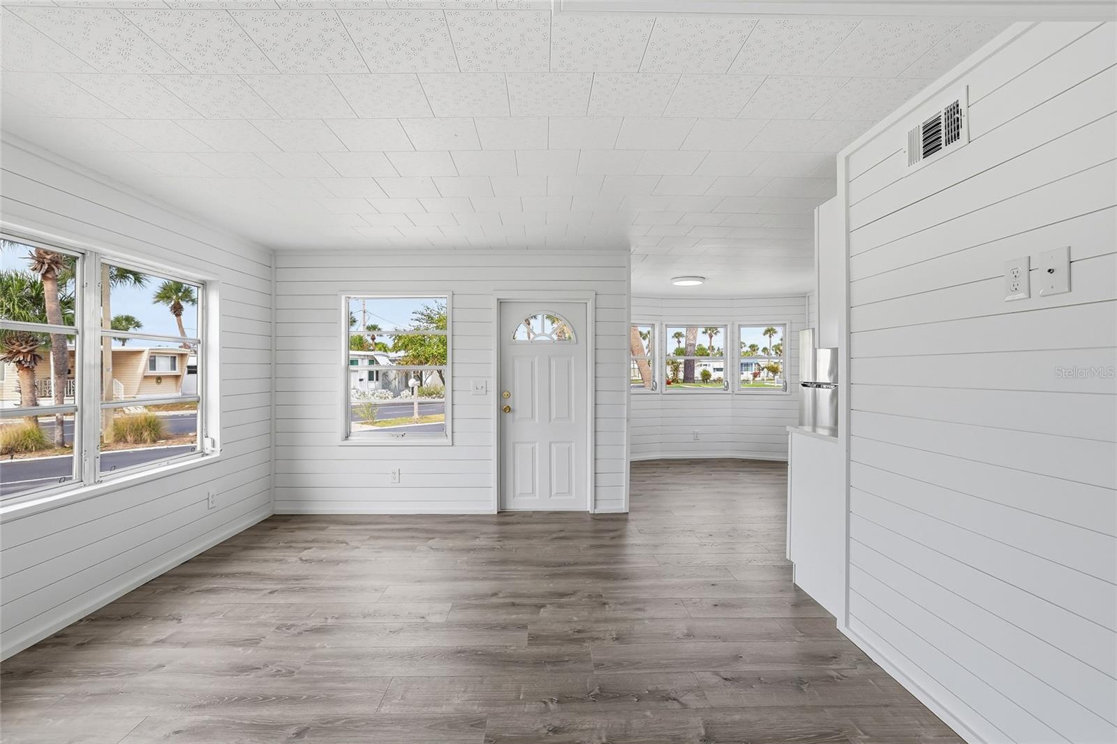 Image 7 of 65 For 4851 Gandy Boulevard B7l17