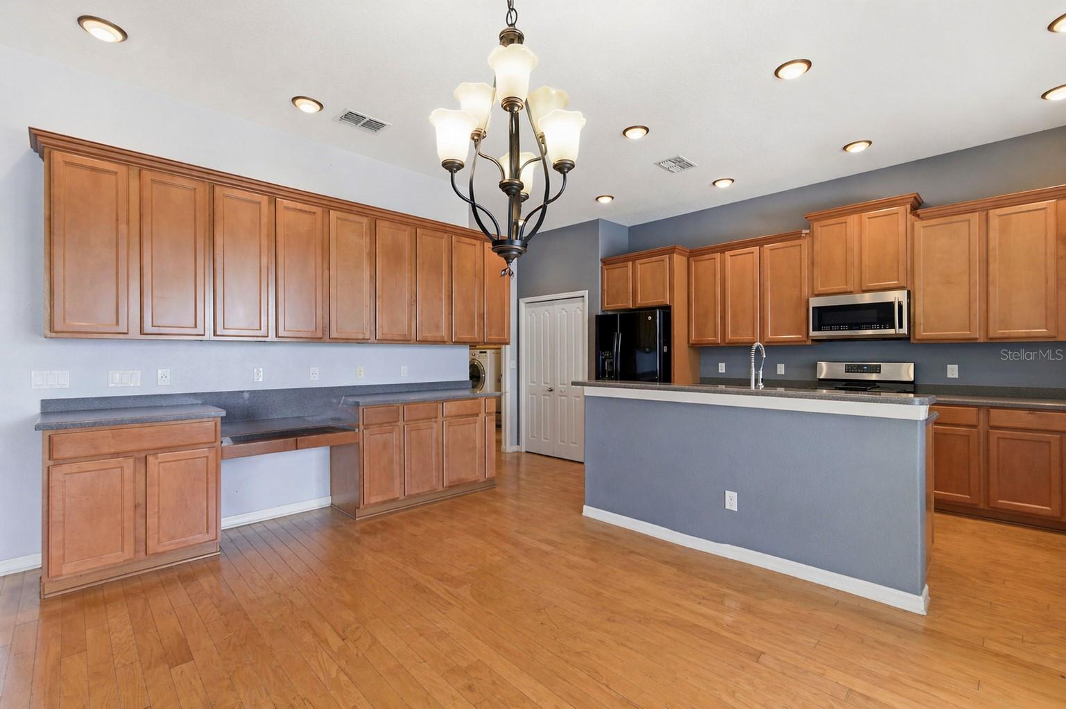 Listing photo id 16 for 20629 Wild Plum Court