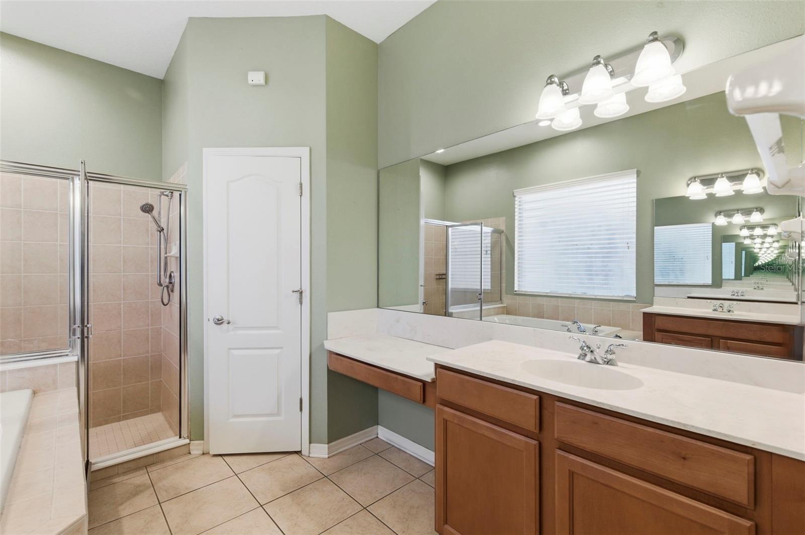 Listing photo id 27 for 20629 Wild Plum Court