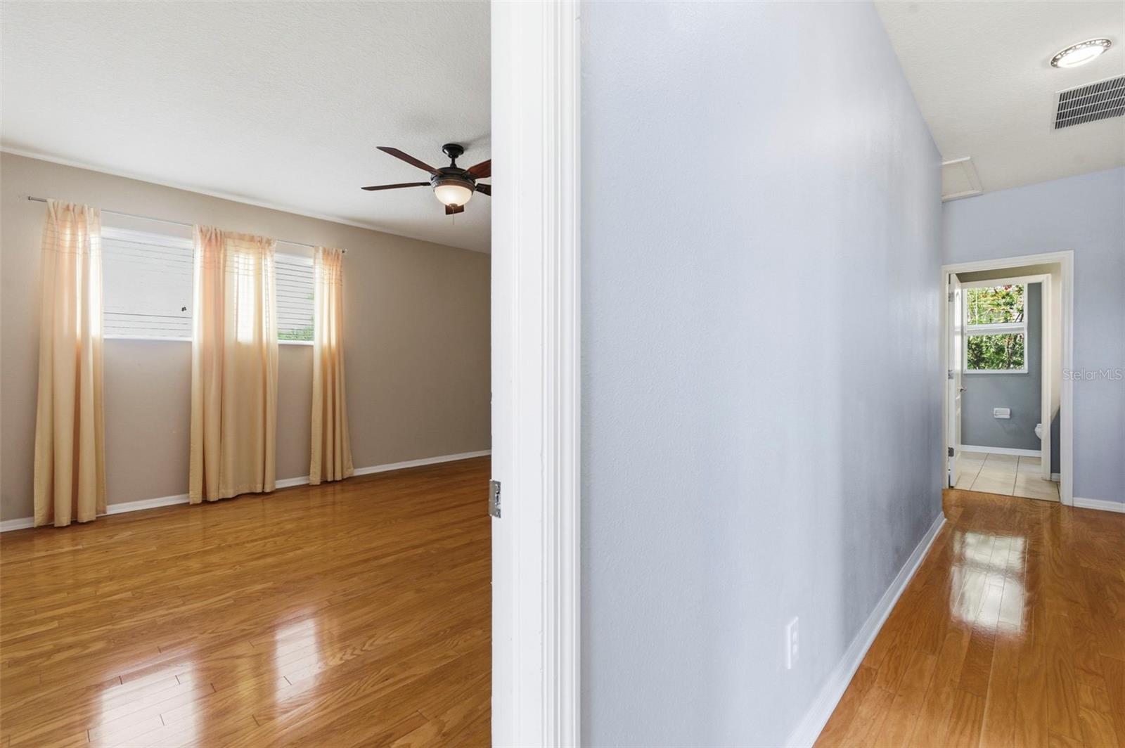 Listing photo id 39 for 20629 Wild Plum Court