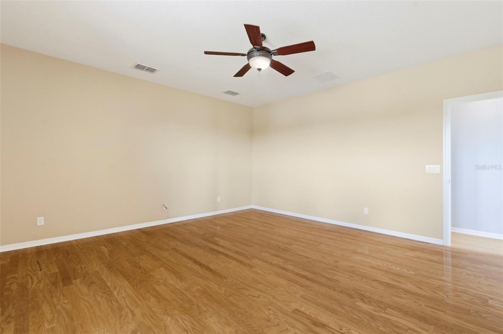 Listing photo id 42 for 20629 Wild Plum Court