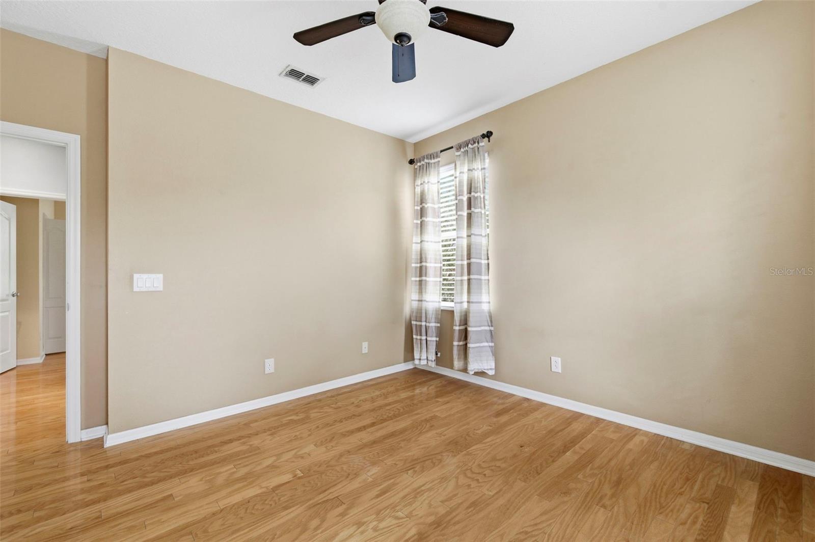 Listing photo id 52 for 20629 Wild Plum Court