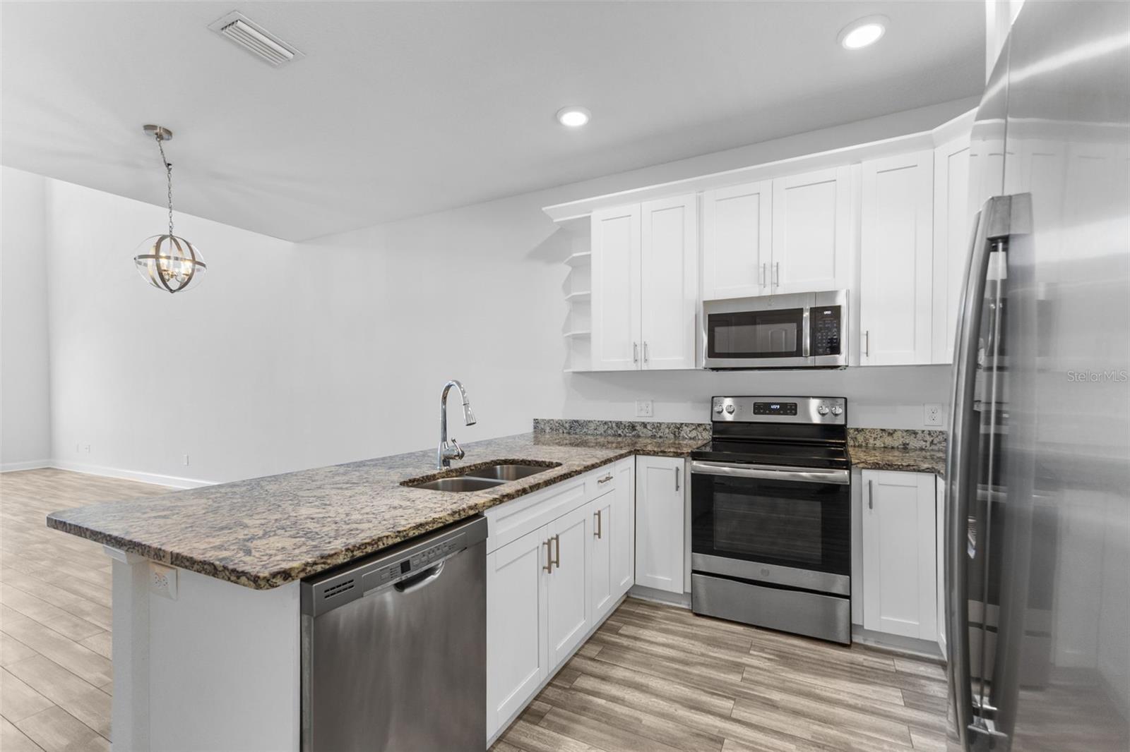 Image 15 of 45 For 8704 Kenyon View Court