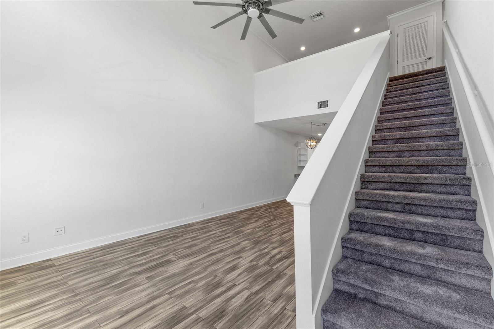 Image 25 of 45 For 8704 Kenyon View Court