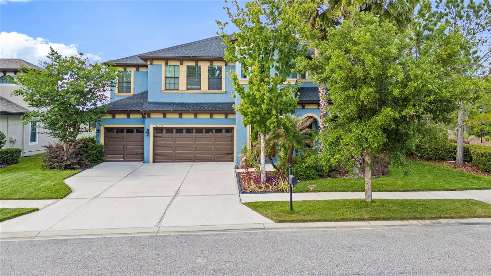 Details for 31976 Watoga Loop, WESLEY CHAPEL, FL 33543