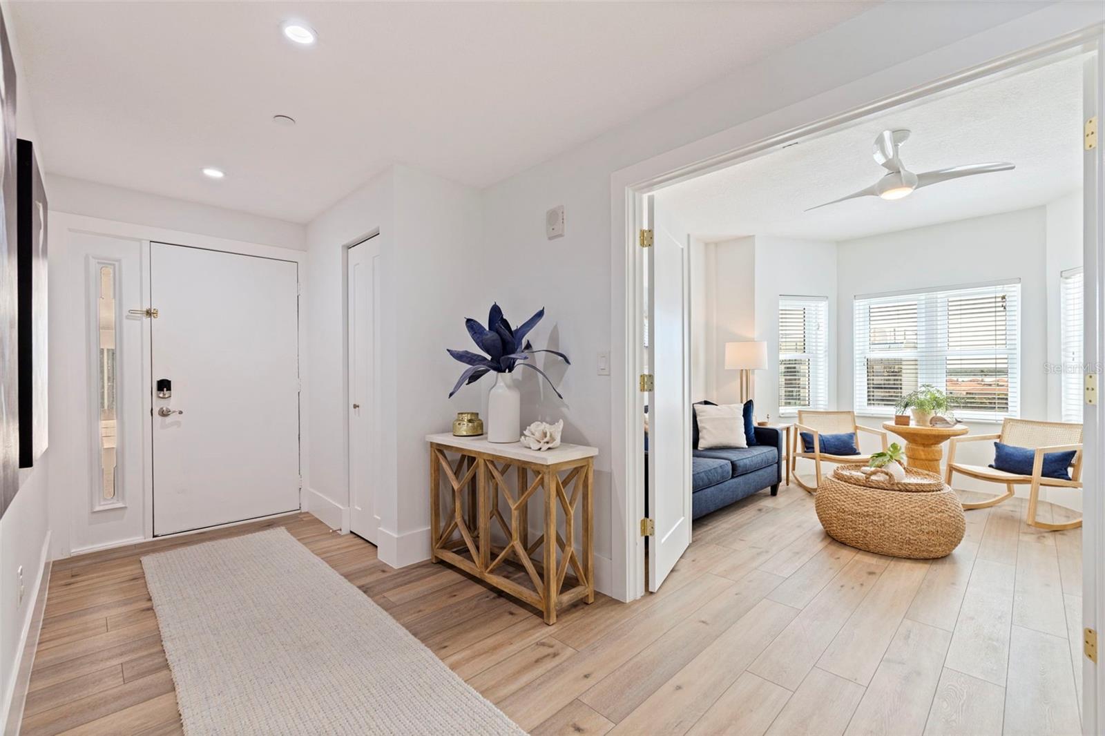 Image 10 of 69 For 1586 Gulf Boulevard 2501