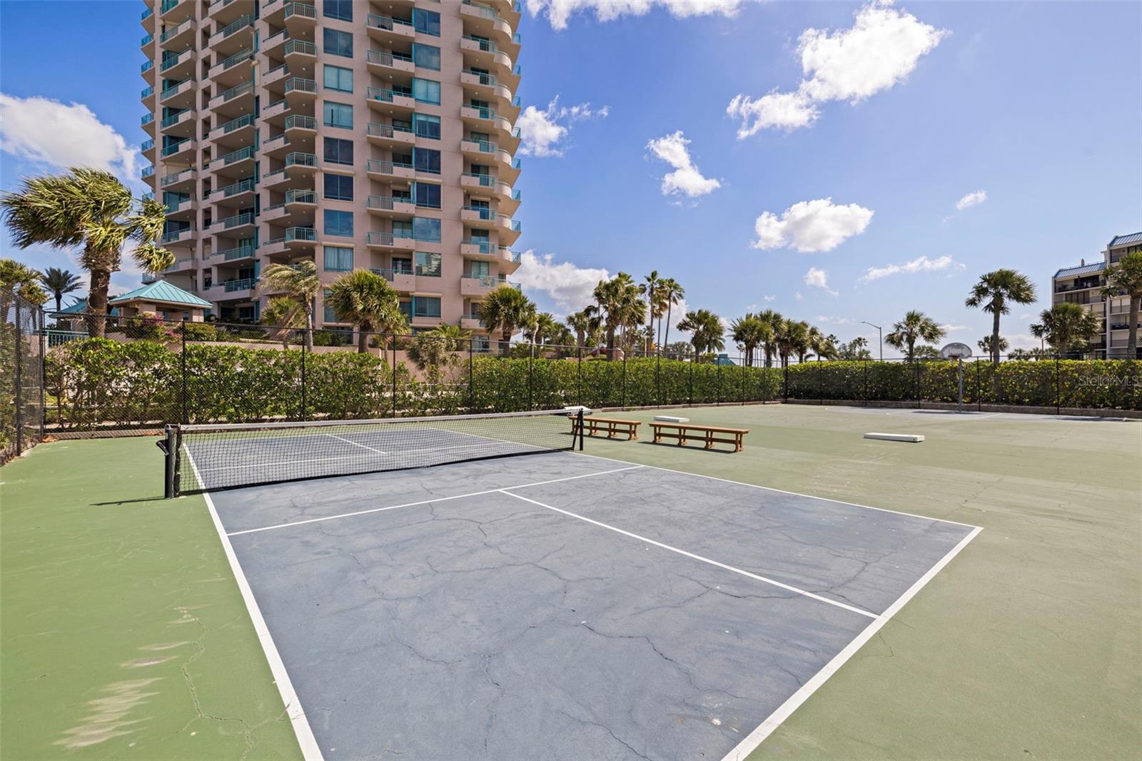 Image 52 of 69 For 1586 Gulf Boulevard 2501