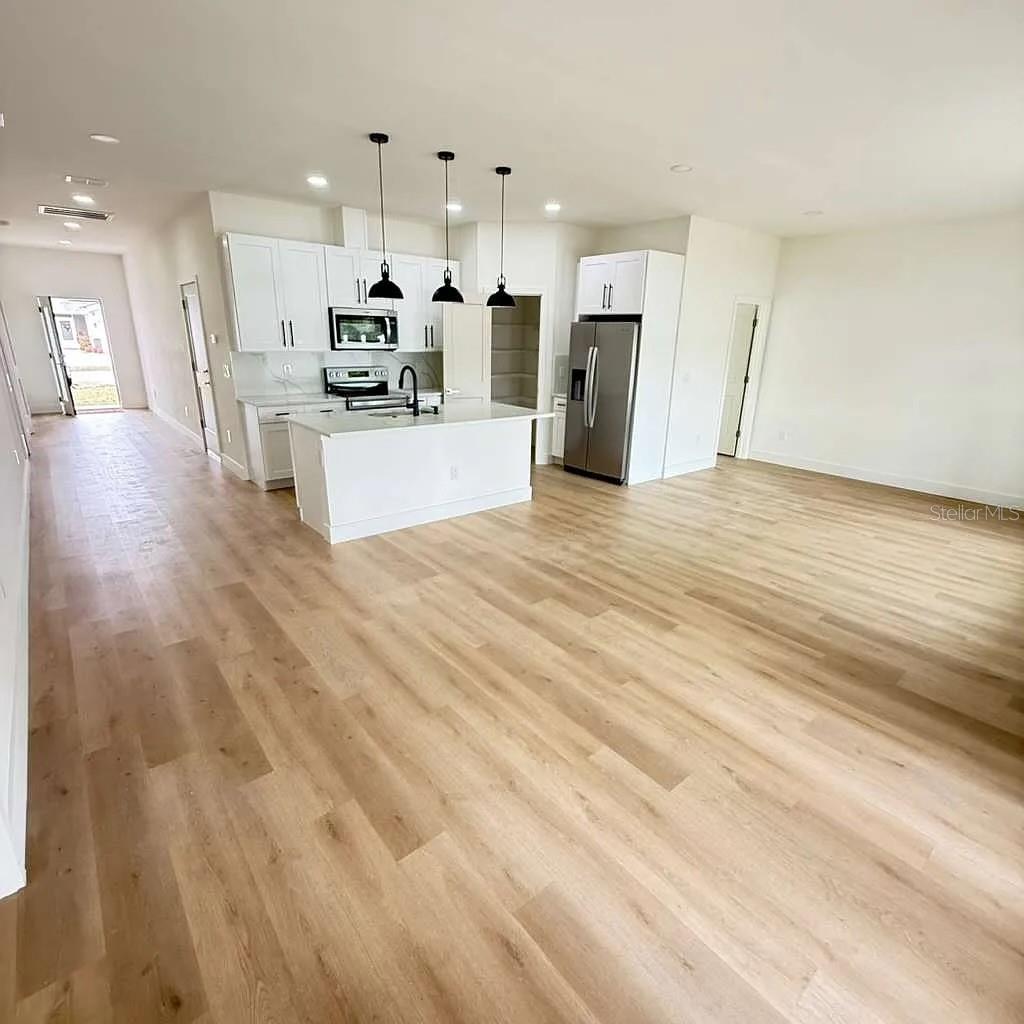 Image 3 of 15 For 13277 Center Avenue